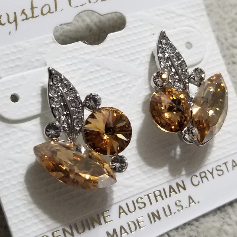 Fall stud earring - Picture 2 of 5